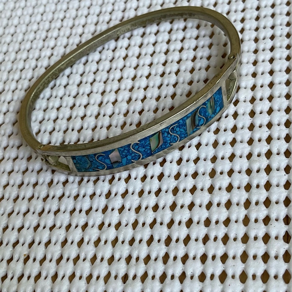 Elegant Blue and Mexico Silver hinge Bracelet
